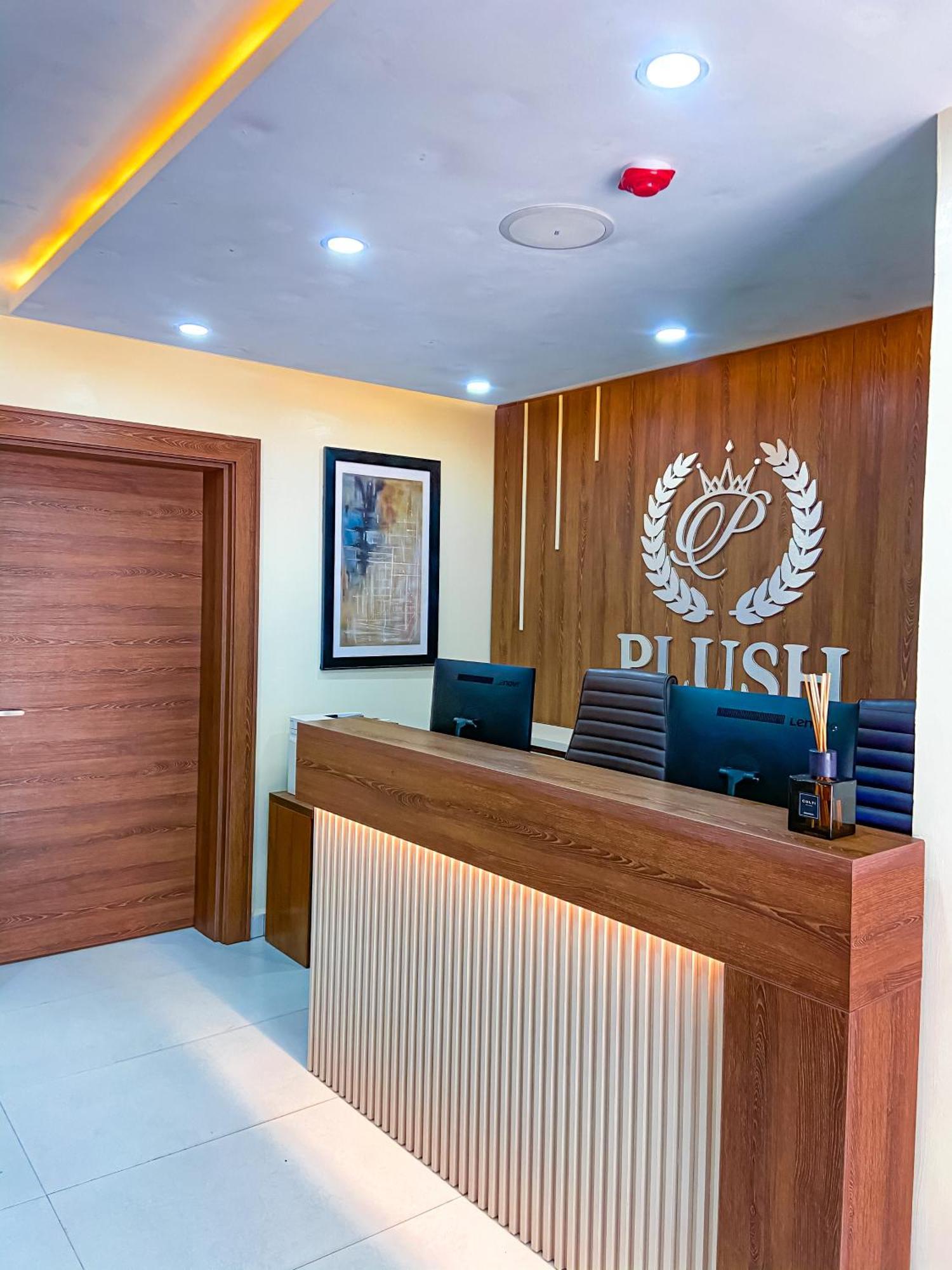 Plush Hotel,อาบูจา ภายนอก รูปภาพ